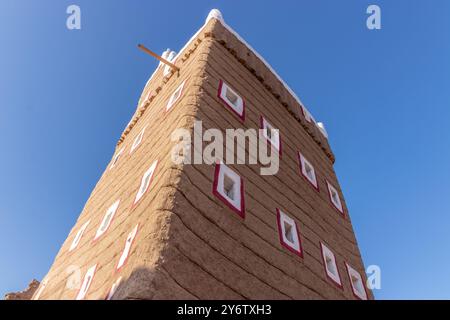 Maison traditionnelle en adobe à Dhahran al Janub, Arabie Saoudite Banque D'Images