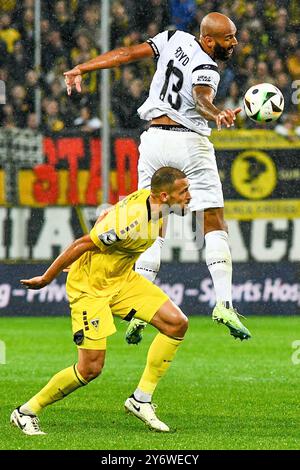 v.Li. : Lamar Yarbrough (Alemannia Aix-la-Chapelle, 25), Terrence Boyd (SV Waldhof Mannheim, 13), Kopfball, header, Zweikampf in der Luft, Aktion, action, 25.09.2024, Aix-la-Chapelle (Allemagne), Fussball, 3. Liga, Alemannia Aix-la-Chapelle - SV Waldhof Mannheim, Fussball, 3. LIGA, ALEMANNIA AACHEN - SV WALDHOF MANNHEIM, DFB/DFL LA RÉGLEMENTATION INTERDIT TOUTE UTILISATION DE PHOTOGRAPHIES COMME SÉQUENCES D'IMAGES ET/OU QUASI-VIDÉO. Banque D'Images