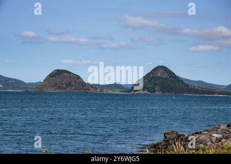 Vue sur les montagnes à Argentia, Placentia, Terre-Neuve-et-Labrador, Canada Banque D'Images