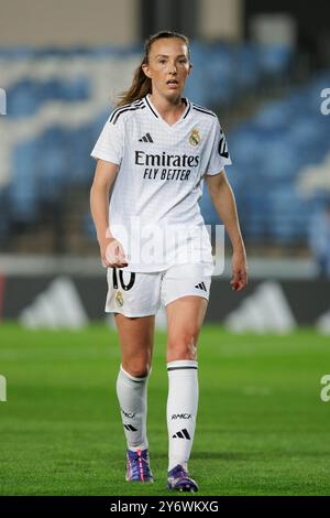 MADRID, ESPAGNE - SEPTEMBRE 26 : Caroline Weir du Real Madrid féminin lors du match de l'UEFA Women's Champions League 24/25, deuxième manche entre le Real Madrid et le Sporting Portugal au stade Alfredo Di Stefano de Madrid. (Photo de Guillermo Martinez) Banque D'Images