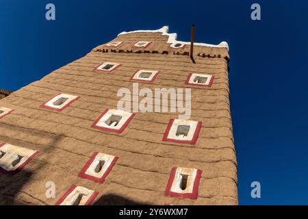 Maison traditionnelle en adobe à Dhahran al Janub, Arabie Saoudite Banque D'Images