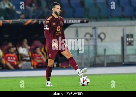 Rome, Latium. 26 septembre 2024. Mario Hermoso de L'AS Roma lors du premier tour de qualification de la Ligue Europa - match de 1ère manche entre Roma et Athletic Bilbao au stade olympique, Italie, le 26 septembre 2024. AllShotLive Credit : Sipa USA/Alamy Live News Banque D'Images