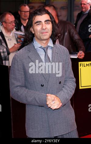 Fatih Akin BEI der Könige des Sommers Premiere auf dem 32. Filmfest Hamburg im Cinemaxx Dammtor, Hambourg, 26.09.2024. *** Fatih Akin à The Kings of Summer en avant-première au Filmfest de Hambourg 32 au Cinemaxx Dammtor, Hambourg, 26 09 2024 Foto:XC.xTamckex/xFuturexImagex filmfest Opening 4977 Banque D'Images