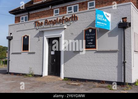 Pub à la recherche d'un nouveau propriétaire, Oxford, Royaume-Uni Banque D'Images