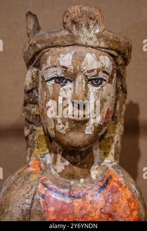 Vierge d'espoir, sculpture sur bois polychrome, Pyrénées méditerranéennes, alt emporda, musée d'art de Gérone, Gérone, Catalogne, Espagne Banque D'Images