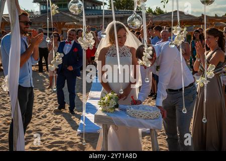 Mariage sur la plage en Bulgarie Banque D'Images