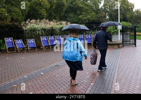 Londres, Royaume-Uni. 27 septembre 2024. Météo Royaume-Uni : averses de pluie à Londres. Credit : Matthew Chattle/Alamy Live News Banque D'Images