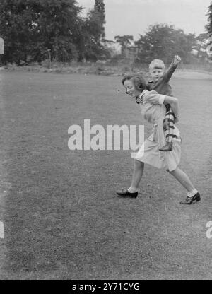 Dartford Physical Training College, alors utilisé comme garderie en 1940. 1940 Banque D'Images