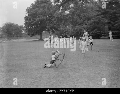 Dartford Physical Training College, alors utilisé comme garderie en 1940. 1940 Banque D'Images