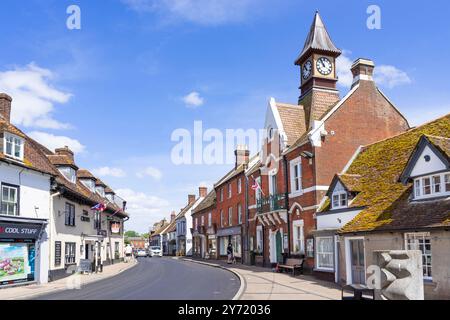 Hôtel de ville de Fordingbridge construit en 1877 est sur Fordingbridge High Street Fordingbridge Village Fordingbridge Hampshire Angleterre Royaume-Uni GB Europe Banque D'Images