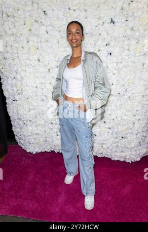 Los Angeles, États-Unis. 26 septembre 2024. L'artiste Xisca assiste à la soirée de sortie de l'EP de Lily Brooks O'Briant à Ovation Hollywood, Los Angeles, CA, le 26 septembre 2024 crédit : Eugene Powers/Alamy Live News Banque D'Images