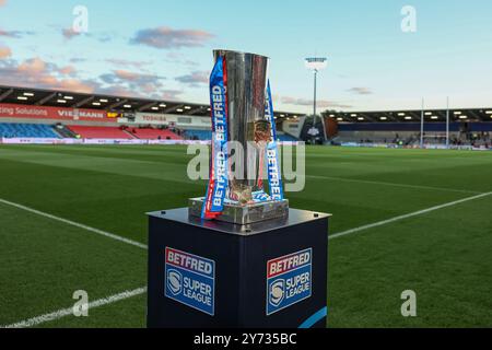 Eccles, Royaume-Uni. 27 septembre 2024. Super League Trophy est exposé lors du play-off de Betfred Super League Eliminator 1 Salford Red Devils v Leigh Leopards au Salford Community Stadium, Eccles, Royaume-Uni, le 27 septembre 2024 (photo par Mark Cosgrove/News images) à Eccles, Royaume-Uni le 27/09/2024. (Photo de Mark Cosgrove/News images/SIPA USA) crédit : SIPA USA/Alamy Live News Banque D'Images