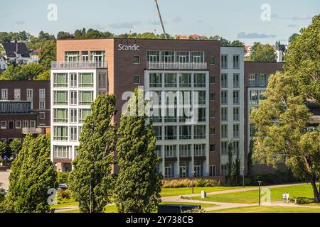 Sandefjord, Norvège - 10 août 2022 : extérieur de l'hôtel Scandic Park Sandefjord. Banque D'Images