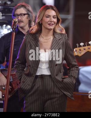 27 septembre 2024, New York, New York, États-Unis : la chanteuse MORGANE STAPLETON vue sur l'émission Today organisée au Rockefeller Plaza. (Crédit image : © Nancy Kaszerman/ZUMA Press Wire) USAGE ÉDITORIAL SEULEMENT! Non destiné à UN USAGE commercial ! Banque D'Images