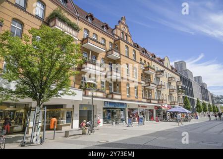 Bâtiments anciens, Gorkistrasse, Tegel, Reinickendorf, Berlin, Allemagne, Europe Banque D'Images