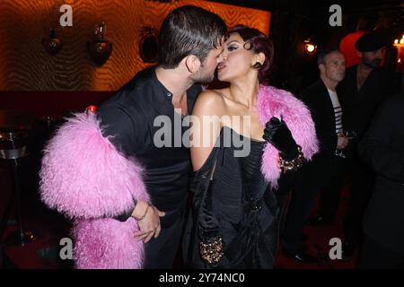 Kat Graham et son mari Bryant Wood assistent au dîner d'Ellen von Unwerth von Magazine organisé par Kat Graham à la Boheme Montmartre le 27 septembre 2024 à Paris. Photo de Jerome Dominé/ABACAPRESS. COM Credit : Abaca Press/Alamy Live News Banque D'Images