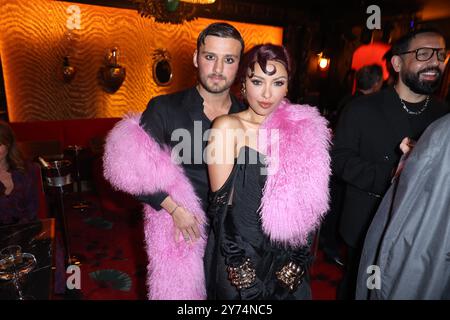 Kat Graham et son mari Bryant Wood assistent au dîner d'Ellen von Unwerth von Magazine organisé par Kat Graham à la Boheme Montmartre le 27 septembre 2024 à Paris. Photo de Jerome Dominé/ABACAPRESS. COM Credit : Abaca Press/Alamy Live News Banque D'Images