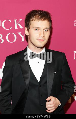 Fred Hechinger aux arrivées pour la soirée d'ouverture du 62e Festival du film de New York, Red Carpet première de NICKEL BOYS, Alice Tully Hall au Lincoln Center, New York, NY, le 27 septembre 2024. Photo par : Collection Manoli Figetakis/Everett Banque D'Images