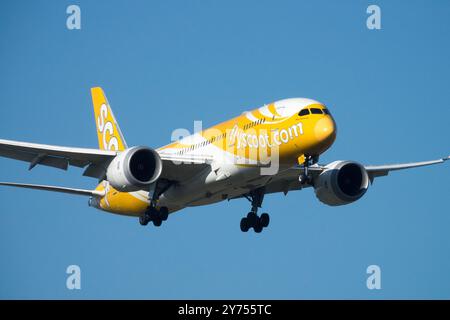 Avion d'atterrissage Boeing 787-8 Dreamliner exploité Scoot Airline Aircraft Aircraft Aircraft Aircraft Jetliner Passenger Jet Airline Approach Flying commercial Banque D'Images