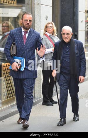 Claudio Mangiarotti Copyright Milan-ancien sénateur Marcello Dell'Utri en excellente forme physique, se promène dans le quartier exclusif de la mode Ph Claudio Mangiarotti Banque D'Images
