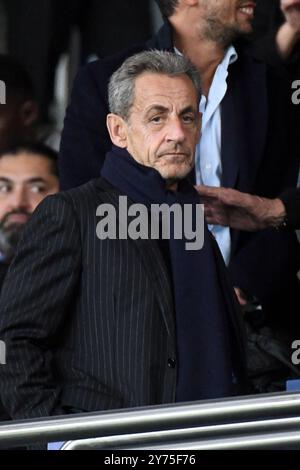 Paris, France. 27 septembre 2024. Nicolas Sarkozy assiste au match de football français L1 entre le Paris Saint-Germain et le stade Rennais FC au stade du Parc des Princes à Paris le 27 septembre 2024. Photo de Lionel Urman/ABACAPRESS. COM Credit : Abaca Press/Alamy Live News Banque D'Images