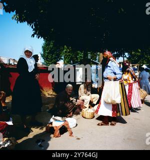 Marktszene in Prizren im Kosovo, Jugoslawien um 1981. Banque D'Images