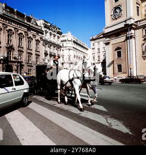 Fiakerfahrt durch Wien, hier am Graben, Österreich um 1981. Banque D'Images