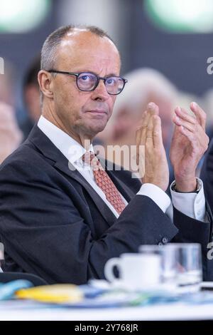 46. Landesparteitag der CDU Nordrhein-Westfalen AM 28.09.2024 in der Halle Münsterland in Münster Friedrich Merz Bundesparteivorsitzender CDU *** 46 Conférence des États parties de la CDU Rhénanie-du-Nord-Westphalie le 28 09 2024 dans la salle Münsterland à Münster Friedrich Merz Président du Parti fédéral CDU xJRx Banque D'Images