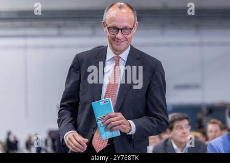 46. Landesparteitag der CDU Nordrhein-Westfalen AM 28.09.2024 in der Halle Münsterland in Münster Friedrich Merz Bundesparteivorsitzender CDU *** 46 Conférence des États parties de la CDU Rhénanie-du-Nord-Westphalie le 28 09 2024 dans la salle Münsterland à Münster Friedrich Merz Président du Parti fédéral CDU xJRx Banque D'Images