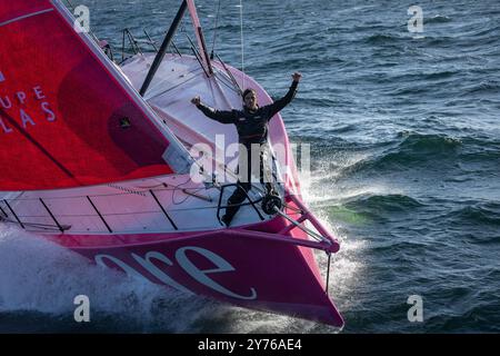 Groix, France. 10 septembre 2024. Tanguy le Turquais sur IMOCA LAZARE lors d'une séance d'entraînement avant le Vendée Globe 2024 le 10 septembre 2024, au large de Groix en France - photo Pierre Bouras/DPPI crédit : DPPI Media/Alamy Live News Banque D'Images