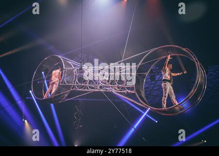 Tysons va, USA, 27 septembre 2024, Circus Vazquez sur leur tournée 2024 à Tysons va, crédit : Ben Lahoussine/Alamy Live News Banque D'Images