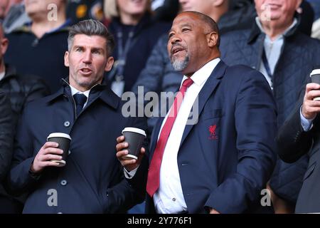 Wolverhampton, Royaume-Uni. 28 septembre 2024. Ancien joueur de Liverpool John Barnes lors du match Wolverhampton Wanderers FC contre Liverpool FC English premier League au Molineux Stadium, Wolverhampton, Angleterre, Royaume-Uni le 28 septembre 2024 Credit : Every second Media/Alamy Live News Banque D'Images