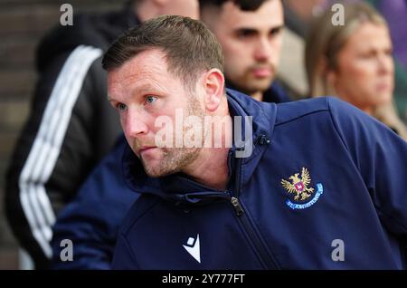 L'entraîneur par intérim de St Johnstone, Andy Kirk, avant le William Hill Premiership match à McDiarmid Park, Perth. Date de la photo : samedi 28 septembre 2024. Banque D'Images