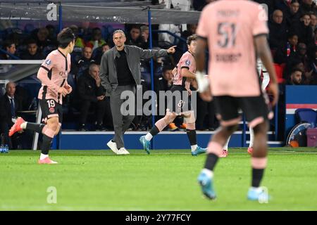 Paris, France. 28 septembre 2024. Julien Mattia/le Pictorium - 6e Journee de ligue 1 : PSG-stade Rennais au Parc des Princes, le 27 septembre 2024 - 28/09/2024 - France/Ile-de-France (région)/Paris - entraîneur du PSG Luis Enrique lors du 6e Journee de ligue 1 Mc Donald's, entre le PSG et LE stade Rennais au Parc des Princes, LE 27 septembre 2024 crédit : LE PICTORIUM/Alamy Live News Banque D'Images