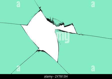 Morceaux cassés miroir en verre isolateda morceau de verre cassé avec un trou et des fissures. Fenêtre verte avec fond blanc au centre, effet de destruction, t Banque D'Images