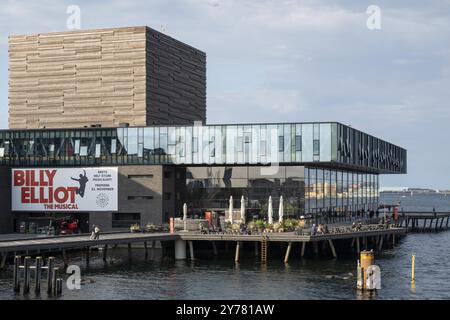 New Playhouse ou Skuespilhuset, Royal Theatre, Kvaesthusbro, Copenhague, Danemark, Europe Banque D'Images