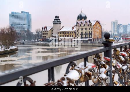Village de pêcheurs de district à Kaliningrad, village de poissons ethnographique et centre commercial et artisanal hiver, Kaliningrad, Russie, Europe de l'est, 8 janvier Banque D'Images