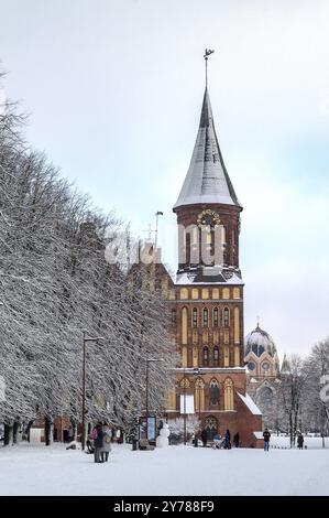 Kaliningrad, Russie, 29 janvier 2021. Cathédrale de Kaliningrad. La tombe d'Emmanuel Kant. Cathédrale de Kaliningrad. La Cathédrale notre-Dame et composée Banque D'Images