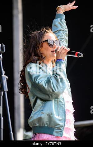 Hi Sienna jouant à Camper Calling Ragley Hall, Alcester 23/8/24 avec : Hi Sienna où : Farnham, Royaume-Uni quand : 24 août 2024 crédit : WENN Banque D'Images