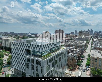 Vue aérienne du campus de l'Université de Baltimore dans le centre-ville de Baltimore avec les bâtiments de droit et de physiologie Banque D'Images