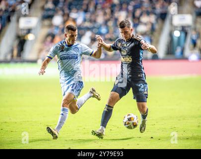 Chester, Pennsylvanie, États-Unis. 28 septembre 2024. KAI WAGNER du Philadelphia Union (27) en action contre BROOKS LENNON du Atlanta United FC (11) lors du match au Subaru Park à Chester PA (crédit image : © Ricky Fitchett/ZUMA Press Wire) USAGE ÉDITORIAL SEULEMENT! Non destiné à UN USAGE commercial ! Crédit : ZUMA Press, Inc/Alamy Live News Banque D'Images