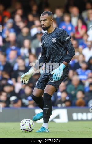 Londres, Royaume-Uni. 28 septembre 2024. Robert Sanchez du Chelsea FC lors du match de Chelsea FC contre Brighton & Hove Albion FC English premier League à Stamford Bridge, Londres, Angleterre, Royaume-Uni le 28 septembre 2024 Credit : Every second Media/Alamy Live News Banque D'Images