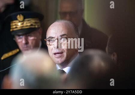 Bernard Cazeneuve, homme politique du Parti socialiste français, visite la mosquée de Lyon. Banque D'Images