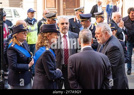 Vincenzo Ciarambino durante alcuni momenti della Santa Messa in onore di San Michele Arcangelo Santo patrono della Polizia di Stato presso la Chiesa di Sant'Antonio da Padova a Torino, Italia - Cronaca - Domenica 29 Settembre 2024 - (photo Giacomo Longo/LaPresse) Vincenzo Ciarambino pendant quelques instants de la Sainte Messe en l'honneur de Saint Michel Archange, patron de la police d'État à l'église saint Antoine de Padoue à Turin Italie - Actualités - dimanche 29 septembre 2024 - (photo Giacomo Longo/LaPresse) crédit : LaPresse/Alamy Live News Banque D'Images