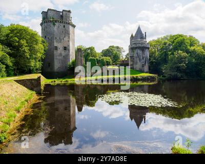 Tours elfiques, forteresse Largoet, Elven, Morbihan, France Banque D'Images