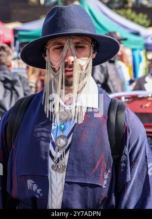 king's Cross, Londres 29 septembre 2024 la vente de bottes de voiture classique un week-end rempli et un paradis vintage et d'occasion pour les amateurs, le festival de deux jours très apprécié comprend des achats durables de qualité, des divertissements et bien plus encore dans trois endroits différents de King's Cross : Granary Square, Lewis Cubitt Square et Coal Drops Yard. 28-29 Sep 2024 Paul QuezadaNeiman/Alamy Live News Banque D'Images