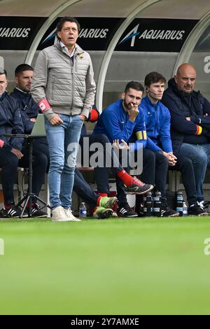 Seraing, Belgique. 29 septembre 2024. Gaetan Englebert, entraîneur-chef de Liège, a pris la photo lors d'un match de football entre le RFC Seraing et le RFC Liège, dimanche 29 septembre 2024 à Seraing, le jour 6 de la deuxième division 2024-2025 'Challenger Pro League' 1B du championnat belge. BELGA PHOTO JOHAN Eyckens crédit : Belga News Agency/Alamy Live News Banque D'Images