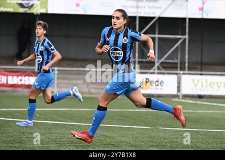 Aalter, Belgique. 29 septembre 2024. Sejde Abrahamsson (2) du Club YLA photographié lors d'un match de football féminin entre le Club Brugge Dames YLA et AA Gent le 5ème jour de la saison 2024 - 2025 de la Super League belge Lotto Womens, le dimanche 29 septembre 2024 à Aalter, Belgique . Crédit : Sportpix/Alamy Live News Banque D'Images