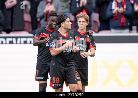 Herning, Danemark. 29 septembre 2024. Aral Simsir du FC Midtjylland a égalisé avec 1-1 et célèbre avec Franculino Dju et Valdemar Byskov lors du match de super ligue entre le FC Midtjylland et Viborg FF à la MCH Arena de Herning le dimanche 29 septembre 2024. (Photo : Bo Amstrup /Ritzau Scanpix) crédit : Ritzau/Alamy Live News Banque D'Images