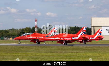 Royal Air Force - Red Arrows BAE Systems Hawk T.1A, décollage de la RAF Fairford. Banque D'Images